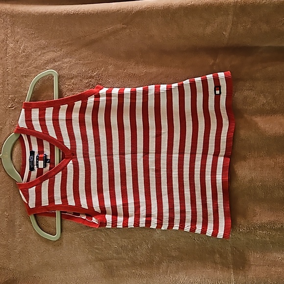 Tommy Hilfiger short sleeve sweater vest. Gently worn - Picture 1 of 2